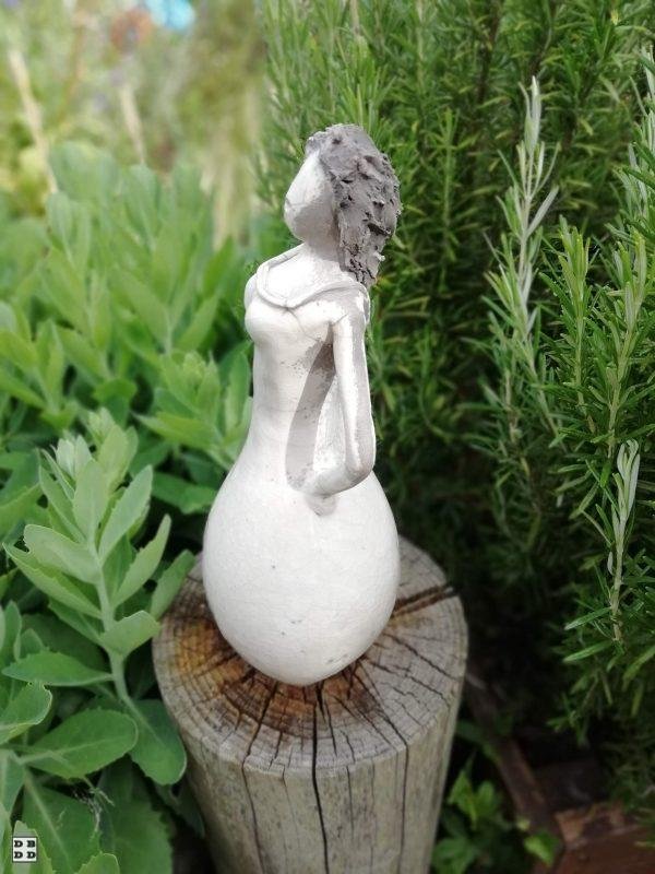 statuette femme céramique