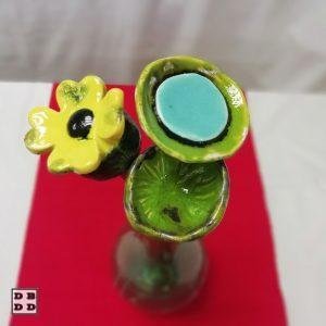 fleurs céramique verte en bouquet