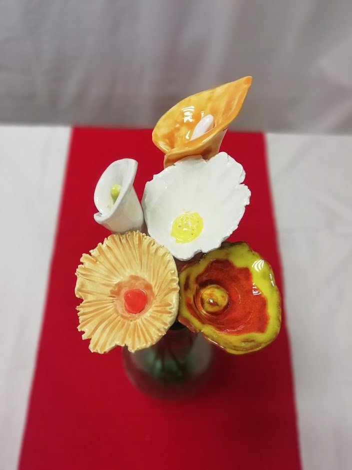 fleurs céramique en bouquet