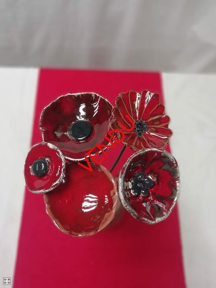 fleurs céramique en bouquet